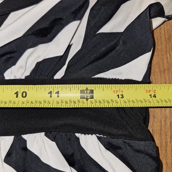 Twentyone Vintage 90's Black and Cream Striped Dress. Size M - Picture 7 of 7